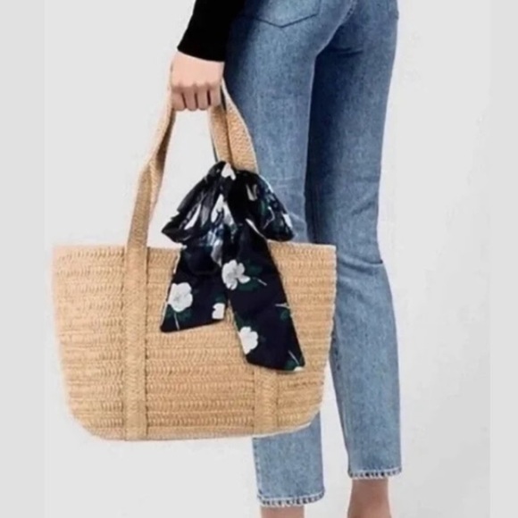 Draper James Handbags - Draper James Limited Edition Straw Bag with Floral Scarf